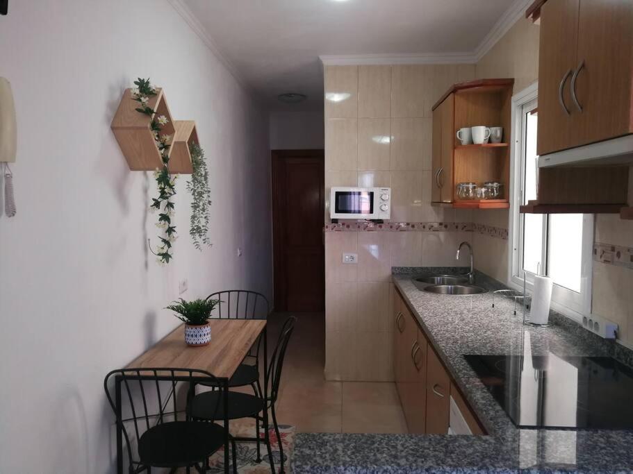 Acogedor Atico Con Terraza En San Cristobal De La Laguna 외부 사진